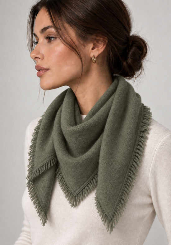 Damen-Halstuch aus Wolle & Kaschmir mit Fransen Olive
