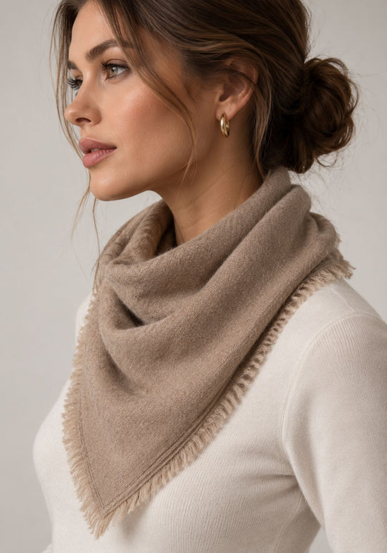 Damen-Halstuch aus Wolle & Kaschmir mit Fransen Beige