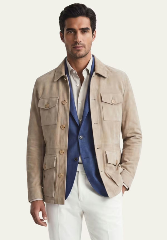 Lederjacke in Beige – Klassischer Safari-Stil