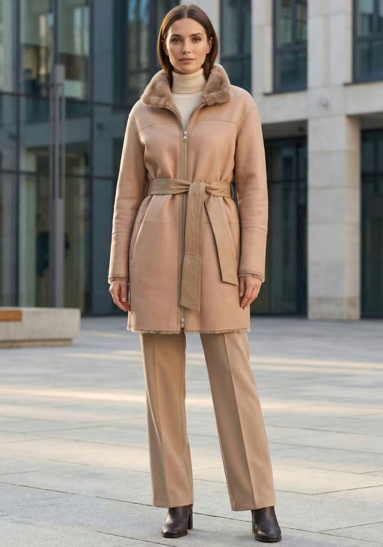 Elegante Wende-Lammfellmantel aus Shearling Beige – Modell 3002