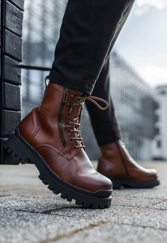 Męskie buty z owczej skóry Model 378a brązowe