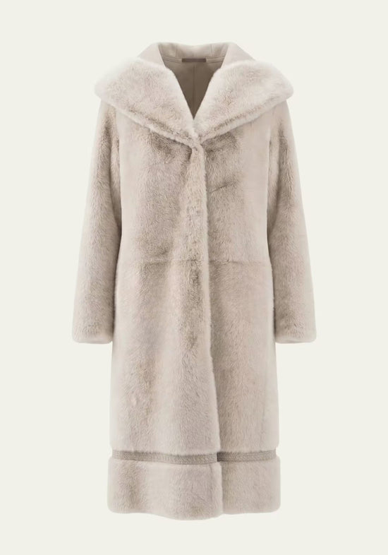 Damen Lammfellmantel Creme-Beige mit Kapuze – Modell 1053