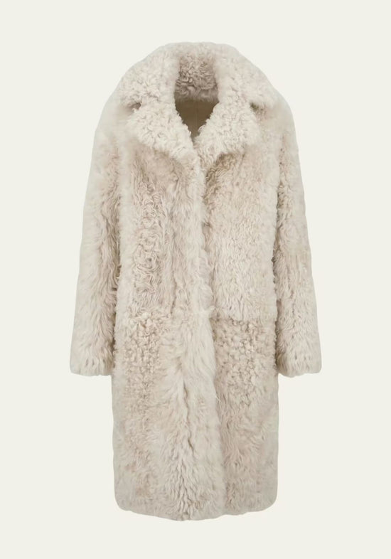 Curly Lammfellmantel Creme-Beige – Damen Luxusmantel Modell 1036