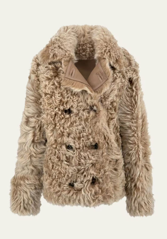 Curly Lammfell Wendejacke Cappuccino – Doppelseitiger Luxus