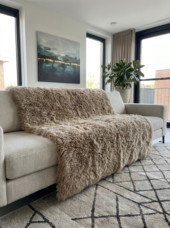 Lammfelldecke Toscana – Cappuccino Curly 195 x 155 cm