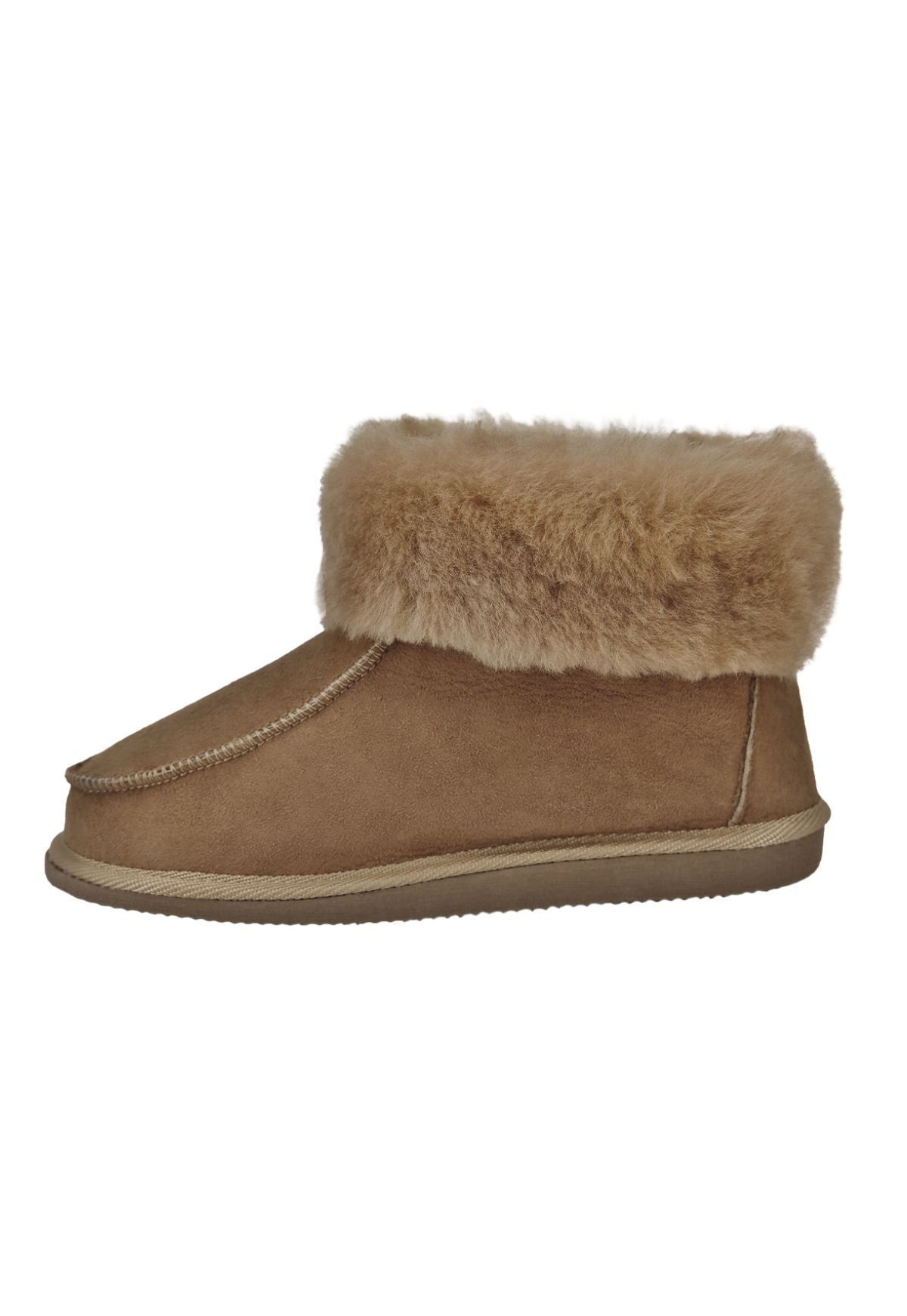 Lammfell Hausschuh Beige mit Merino-Kragen, Seitenansicht des geschlossenen Schuhs