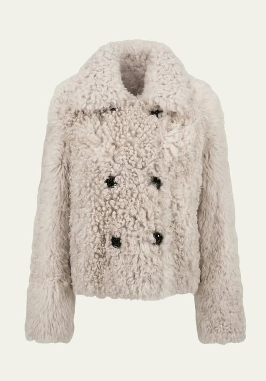 Curly Lammfelljacke für Damen in Creme-Beige als Frontansicht ohne Model.
