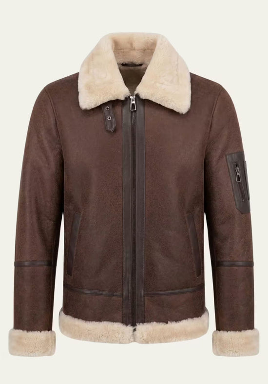Lammfelljacke für Herren in Mahagoni mit hellem Kragen und Frontansicht.