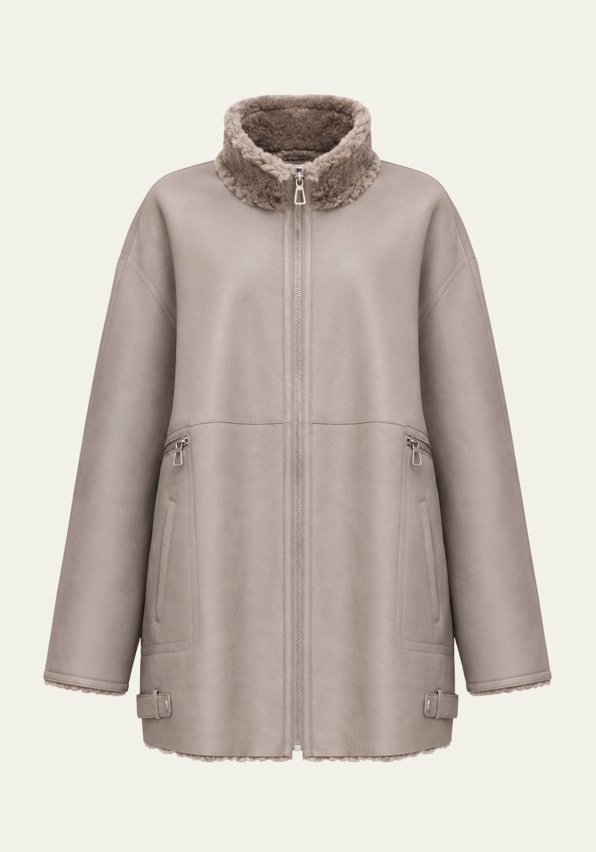 Laure Lammfelljacke Beige, Vorderansicht des Oversize-Designs mit Lammfellkragen