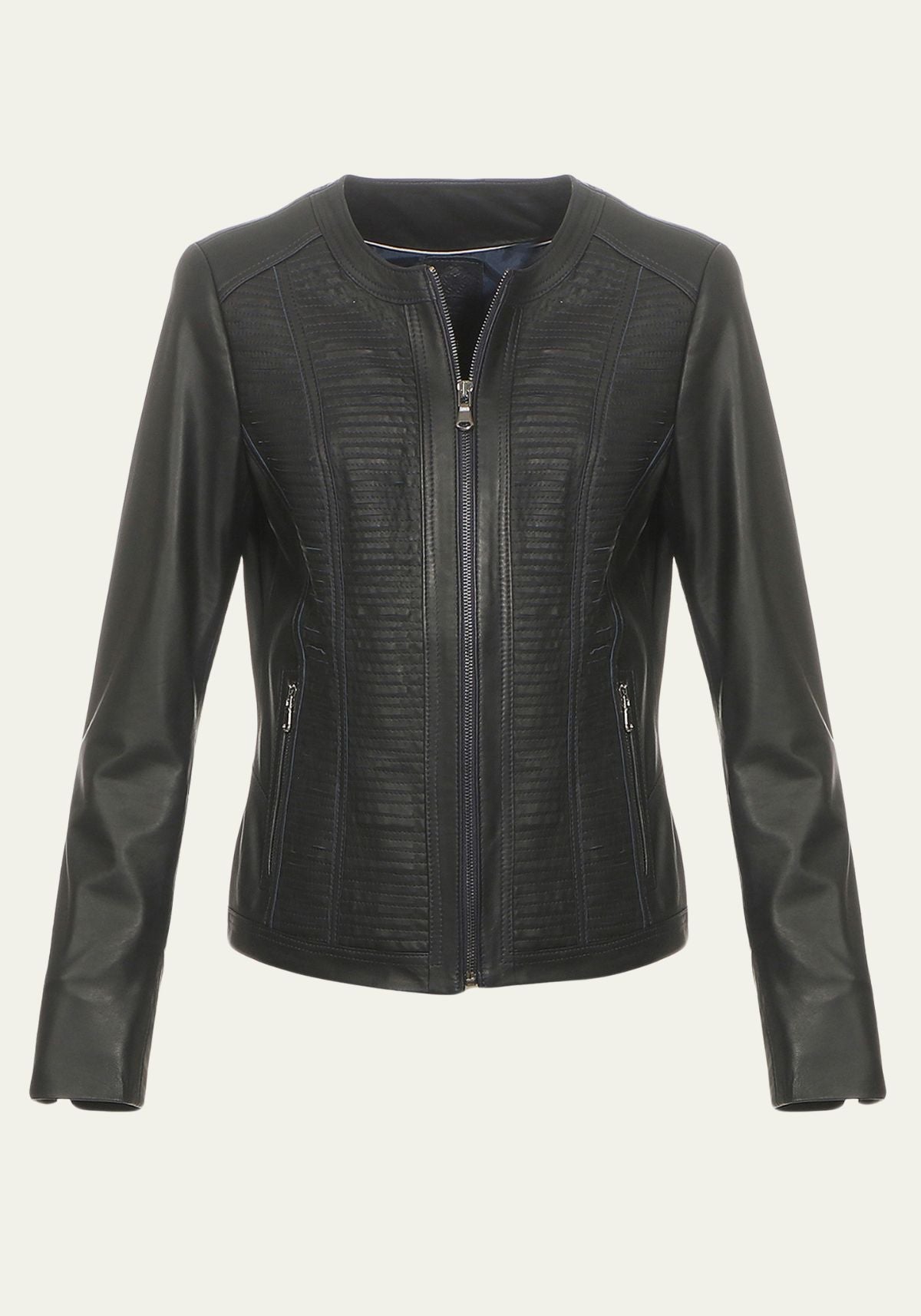 Schwarze Damen-Lederjacke aus Lammnappa mit Quersteppung und Rundhalsausschnitt in der Vorderansicht ohne Model